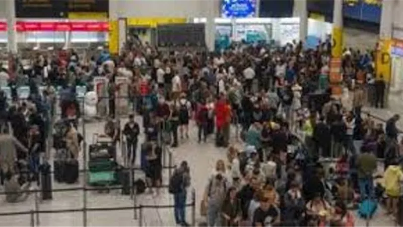 عطل برمجي يؤجل عشرات الرحلات الجوية في مطار برلين