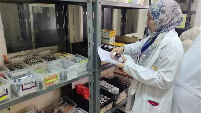 علاج ١٢٥٥ مواطنا بالمجان في قافلة طبية بدمياط