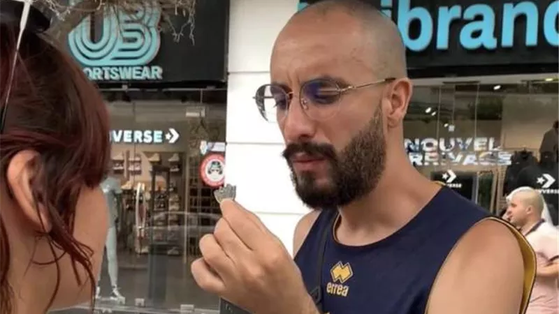 معرف محمد رمزي يكشف عن تمارين وأنشطة لتطوير مهارات خفة اليد
