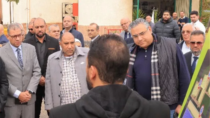 الفريق أسامة ربيع يبحث سبل الارتقاء بمراكز التدريب