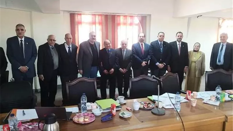 انعقاد لجنة الترقيات بزراعة الزقازيق وترقية 6 لاستاتذة بـ5جامعات