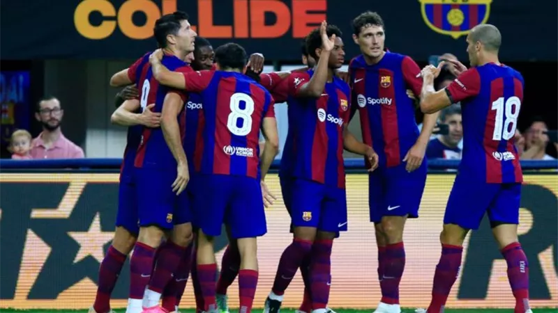الشرط الجزائي يحرم برشلونة من التعاقد مع ميسي الجديد