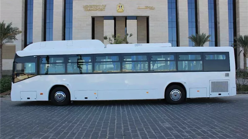 تسليم أول أتوبيس نقل جماعي صديق للبيئة من النصر للسيارات