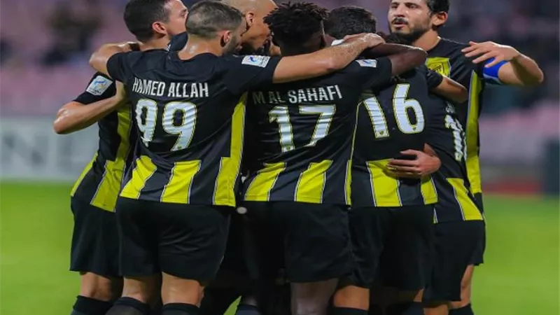 اتحاد جدة يكشف تفاصيل إصابة نجم الفريق بالرباط الصليبي