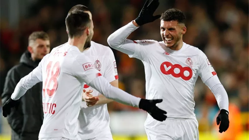 فالنسيا يطالب المغرب بتأخير التحاق أملاح بـ