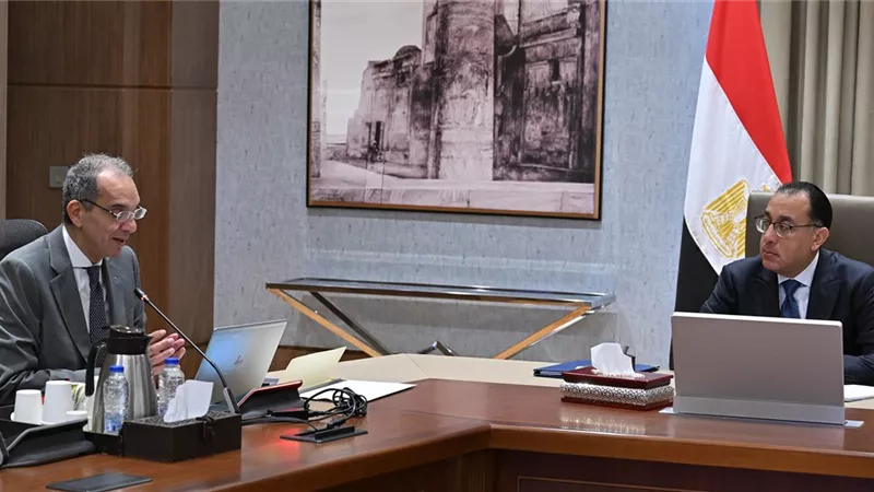 مدبولي يشيد بدور الاتصالات في تحقيق أبعاد التنمية المستدامة