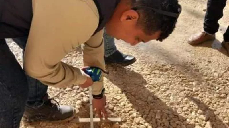 محافظ الشرقية يُتابع أعمال الرصف والتطوير الجارية بالإبراهيمية
