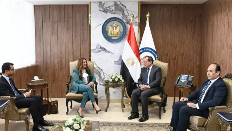 الملا: مصر تعمل حاليا على تنويع مزيج الطاقة