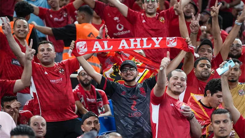 جماهير الأهلي تشعل التصويت على جائزة أحسن نادي في الشرق الأوسط