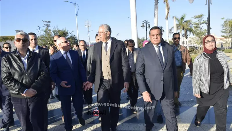 هشام أمنة يفتتح الجراج المتعدد الطوابق بحي العرب في بورسعيد