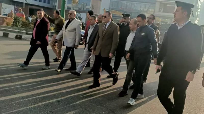 محافظ الشرقية يتفقد أعمال التطوير والتجميل الجارية بميدان عرابي