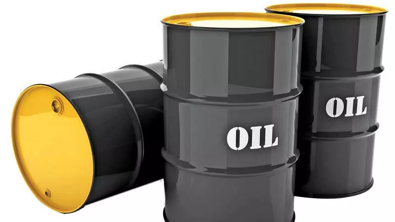 أسعار النفط تهبط مع مراقبة تطورات البحر الأحمر