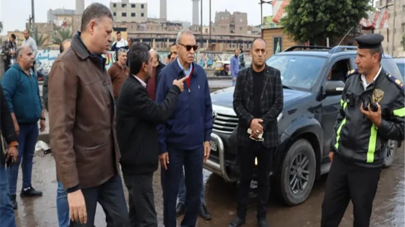 محافظ القليوبية يتابع أعمال شفط مياه الأمطار بالطرق والأنفاق