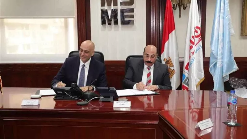 توقيع عقود تعاون بين جهاز تنمية المشروعات ومحافظة أسوان