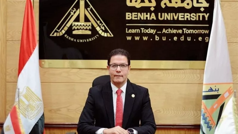 رئيس جامعة بنها يهنئ الرئيس السيسي بالعام الميلادي الجديد