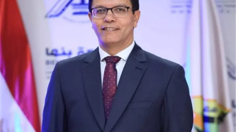 رئيس جامعة بنها يهنئ الرئيس السيسي بالعام الميلادي الجديد