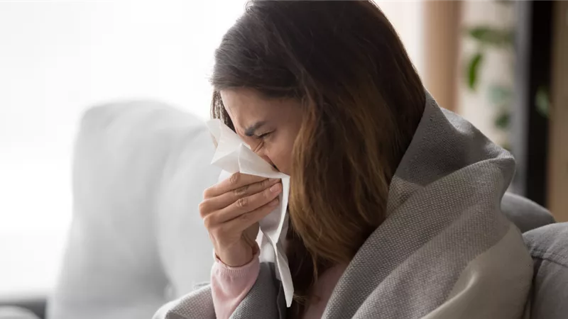 نصائح مهمة من الصحة لمرضى الجيوب الأنفية.. للحماية من تقلبات الجو