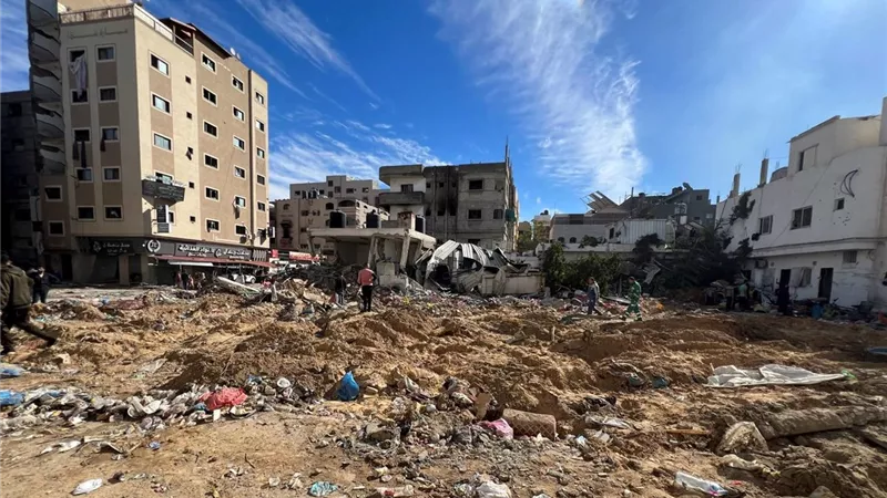 الصحة الفلسطينية: الاحتلال قصف 142 مؤسسة صحية وأخرج 32 مستشفى عن الخدمة