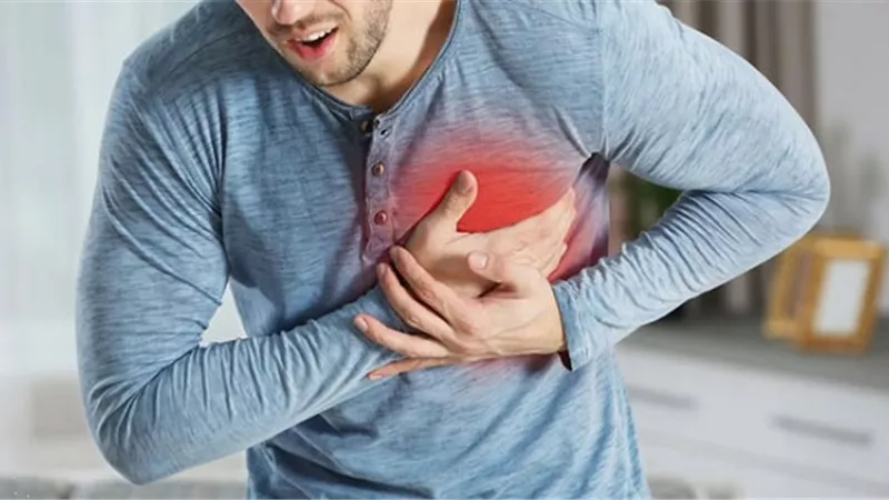 هؤلاء معرضون للإصابة بنوبة قلبية بسبب برودة الجو .. طبيب يحذر