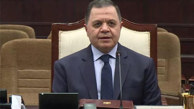 وزير الداخلية يهنئ الرئيس السيسي بالعام الميلادي الجديد