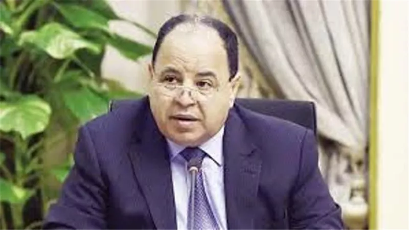 سداد 1% بدلا من 30% من الضرائب والرسوم لتيسير إجراءات الجمارك على المستوردين