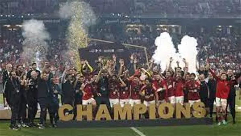 مدرب الفراعنة السابق: الاهلى أنهى الاتفاق مع المهاجم الجديد