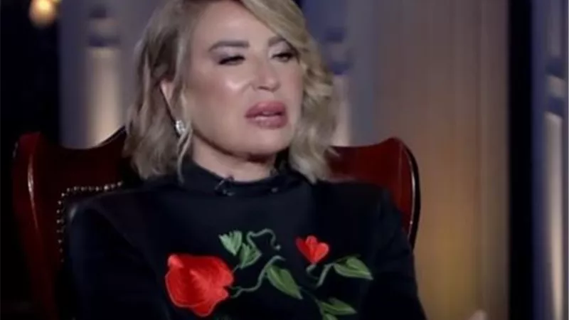 ايناس الدغيدى لـ شيرين عبد الوهاب: 