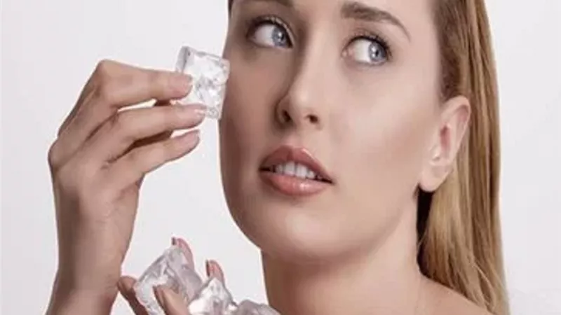 هل هناك طرق للتخلص من ظاهرة كبر الأذنين والأنف؟