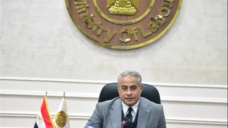 وزير العمل: الدولة المصرية تُولي اهتمامًا كبيرًا لرعاية وحماية العمالة بالخارج