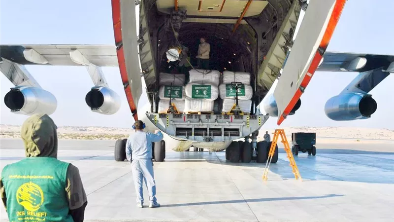 الطائرة السعودية الـ 34 لإغاثة الشعب الفلسطيني تتوجه للعريش