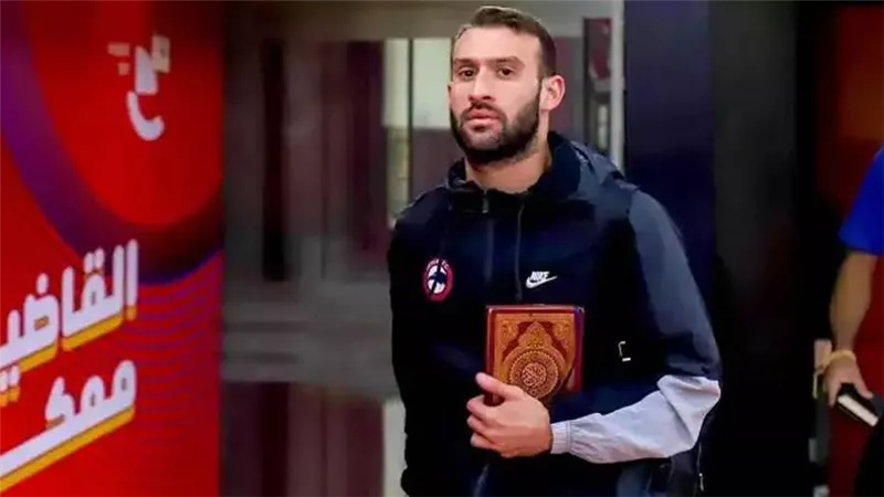 شوبير: عمر كمال رفض الزمالك وبيراميدز بسبب حلمه بالانضمام للأهلي