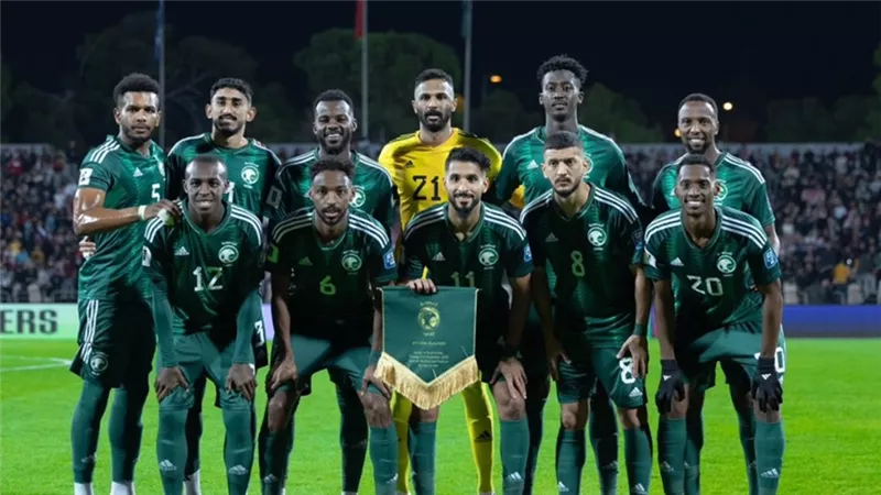 رئيس الاتحاد السعودي يعلق على انتقادات مانشيني بشأن قائمة المنتخب