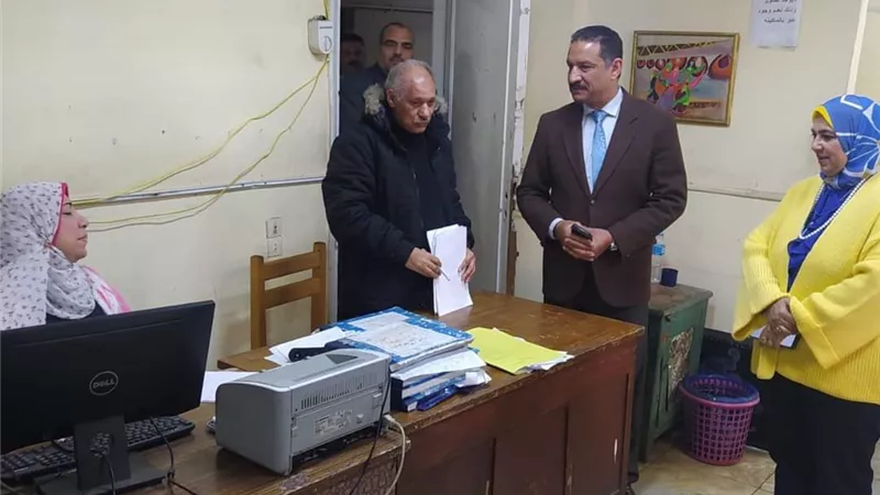 مدير تعليم الجيزة يهنئ العاملين بالعام الميلادي الجديد 2024