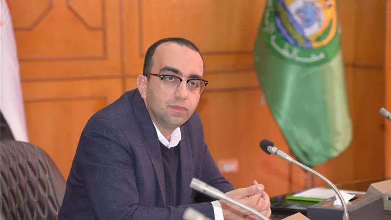 نائب محافظ الإسماعيلية يتابع الموقف التنفيذي لمشروعات 