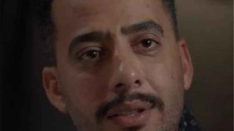 عصام السقا يخبر بسنت شوقي بطلاق زوجته فى 