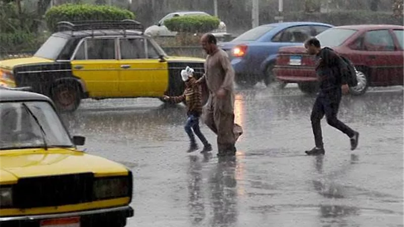 أمطار غزيرة على الإسكندرية تزامنا مع بدء نوة رأس السنة