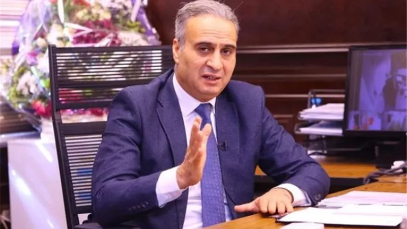 حماية المستهلك: ضبط مصنع لإعادة تدوير زيوت محركات السيارات بالجيزة