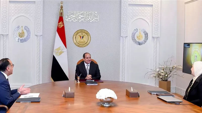 الرئيس السيسي يُوجه بمواصلة وتعزيز الاهتمام ببرامج رعاية كبار السن