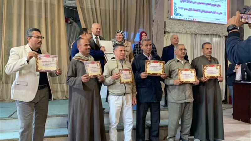 تعليم الفيوم يكرم 200 من الطلاب الفائزين فى مسابقات الجمهورية