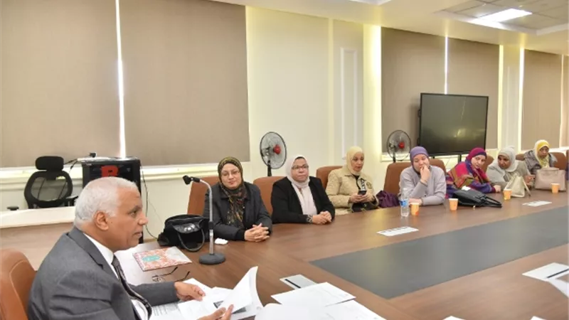 جامعة أسيوط الأهلية تستقبل لجنة من أساتذة كلية الطب بالجامعة