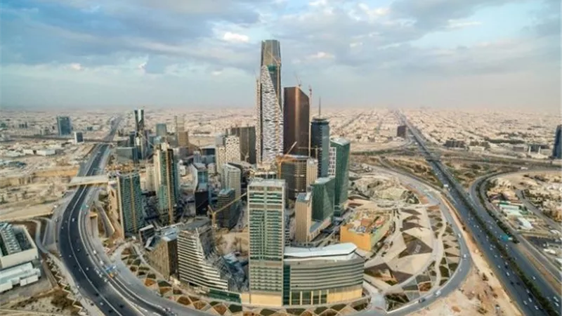 السعودية.. نمو قوي للقطاع غير النفطي في ديسمبر