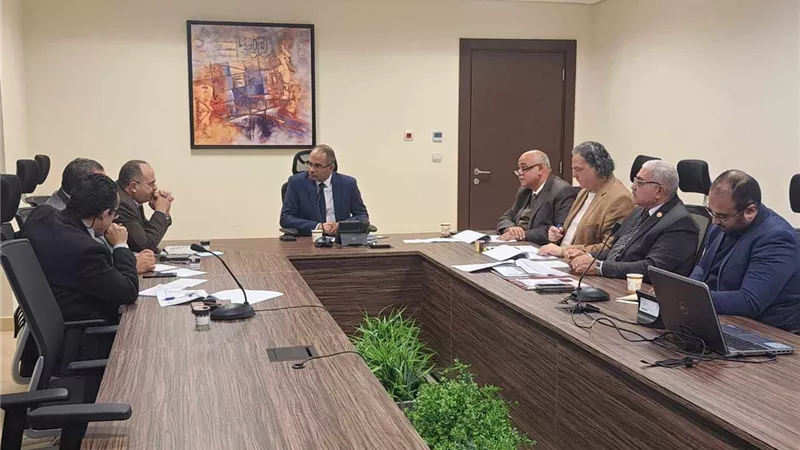الإسكان تناقش فرص الاستثمار بقطاع مرافق مياه الشرب والصرف الصحي