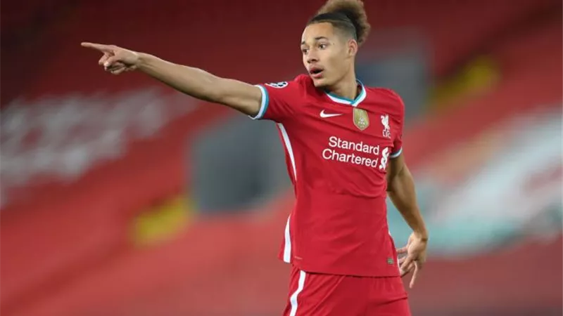 ليفربول يقرر قطع إعارة لاعب جديد بسبب الإصابات
