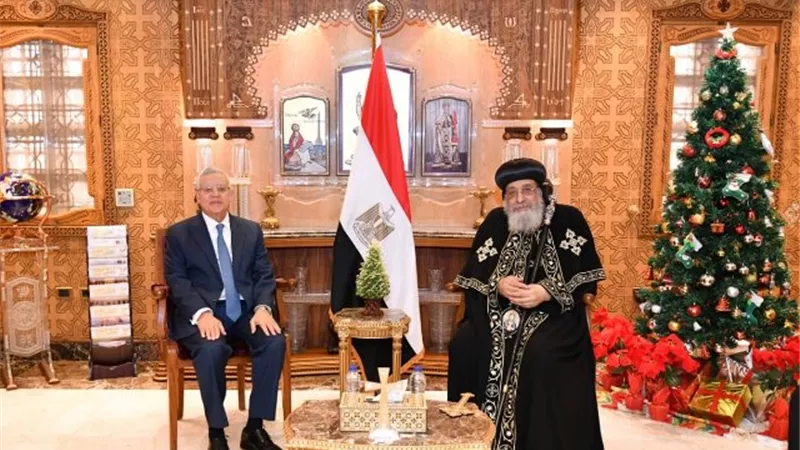 رئيس مجلس النواب يزور الكاتدرائية للتهنئة بعيد الميلاد المجيد