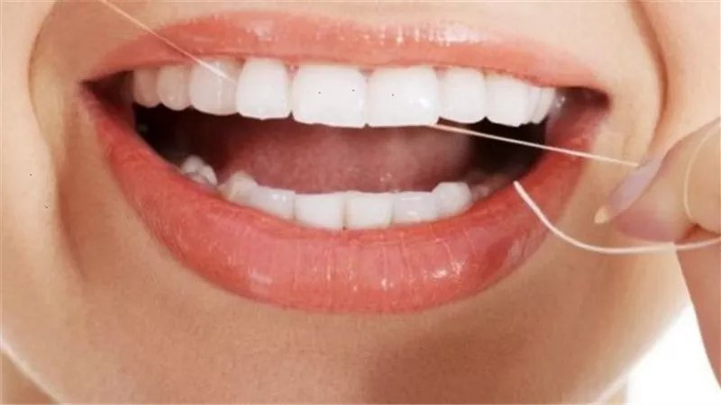منها تنظيف الأسنان .. عادات يومية تجلب لك فوائد صحية