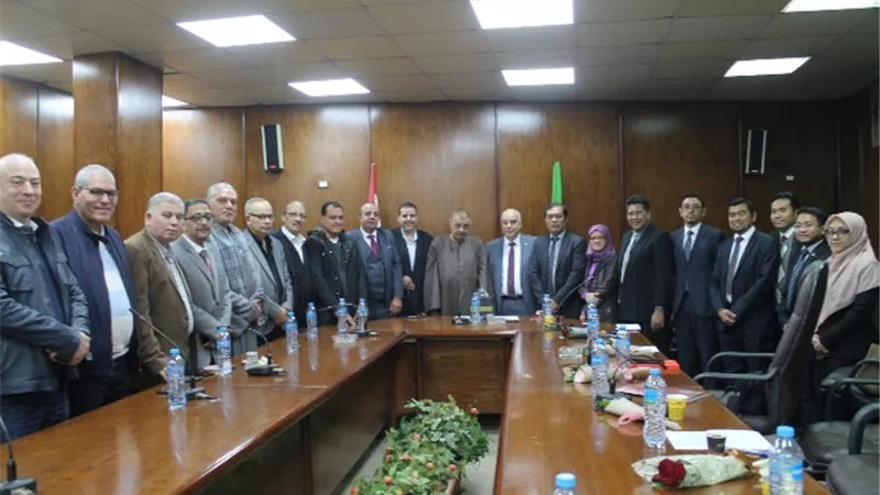 زعيم يشيد بالعلاقات الطيبة بين أندونيسيا وجمهورية مصر العربية