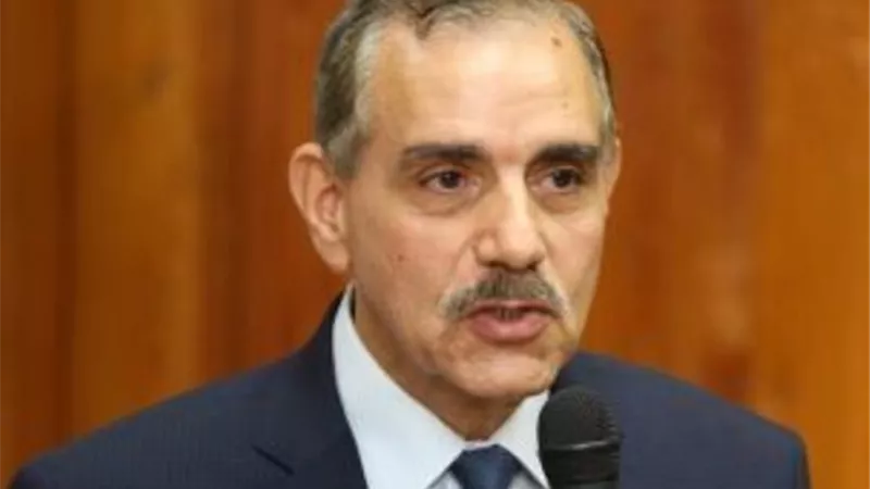 نور الدين يناقش موقف تنفيذ مشروعات الخطة الاستثمارية 2024-2023