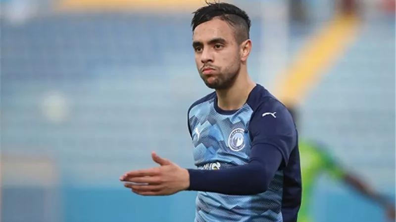 إحالة لاعب بيراميدز للجنة الانضباط بسبب وقعة حسين الشحات