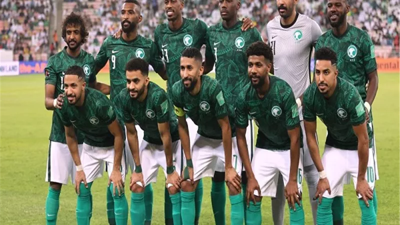 إصابة نجم دفاع منتخب السعودية