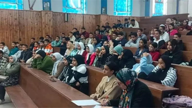 انطلاق المراجعات النهائية لمجموعات الدعم المدرسي بالسويس